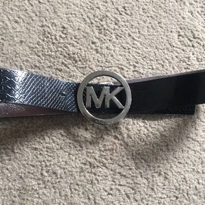 MICHAEL KORS BELT